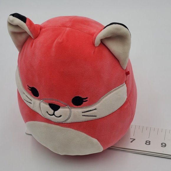 Squishmallows Fifi the Fox - Picture 11 of 15